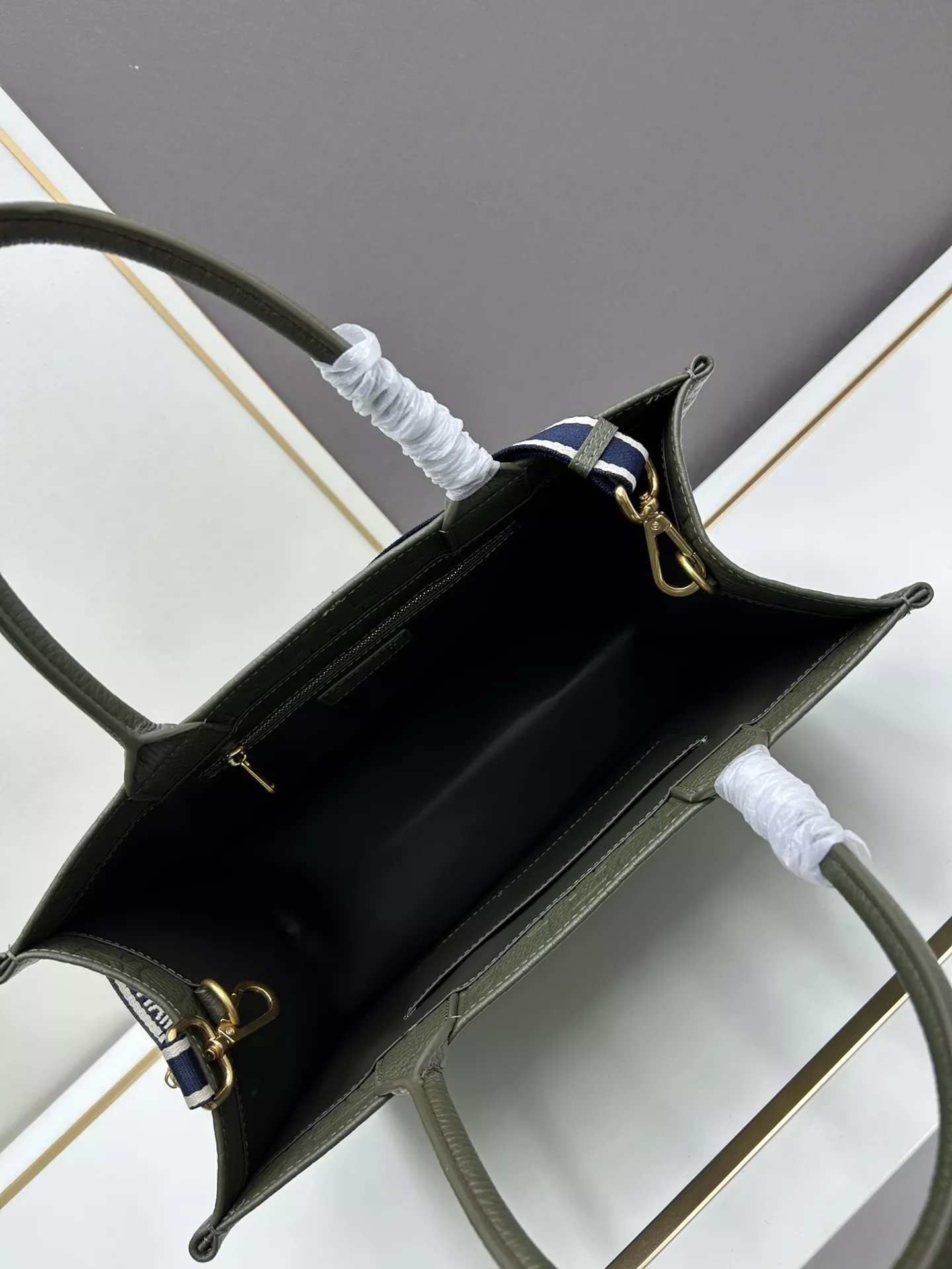 Christian Dior AAA Quality Handbags For Women Bright 2563 - Image 7