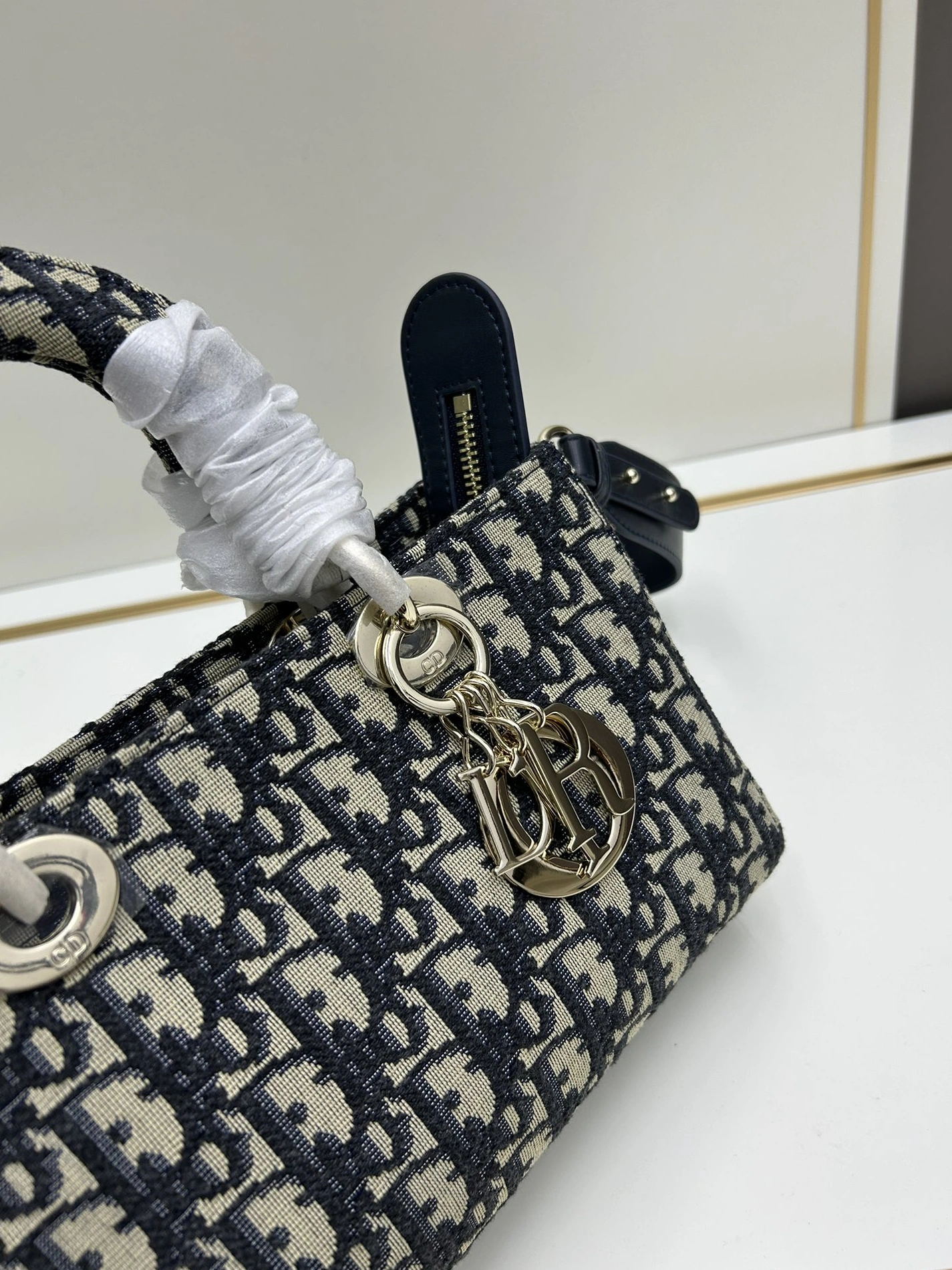 Christian Dior AAA Quality Handbags For Women GoodFit 8080 - Image 4