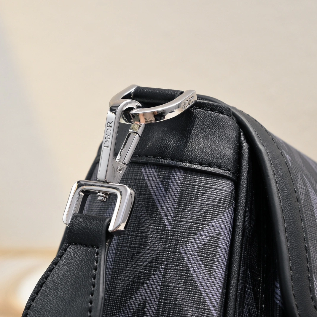 Christian Dior AAA Quality Messenger Bags For Unisex Resilient 9522 - Image 5