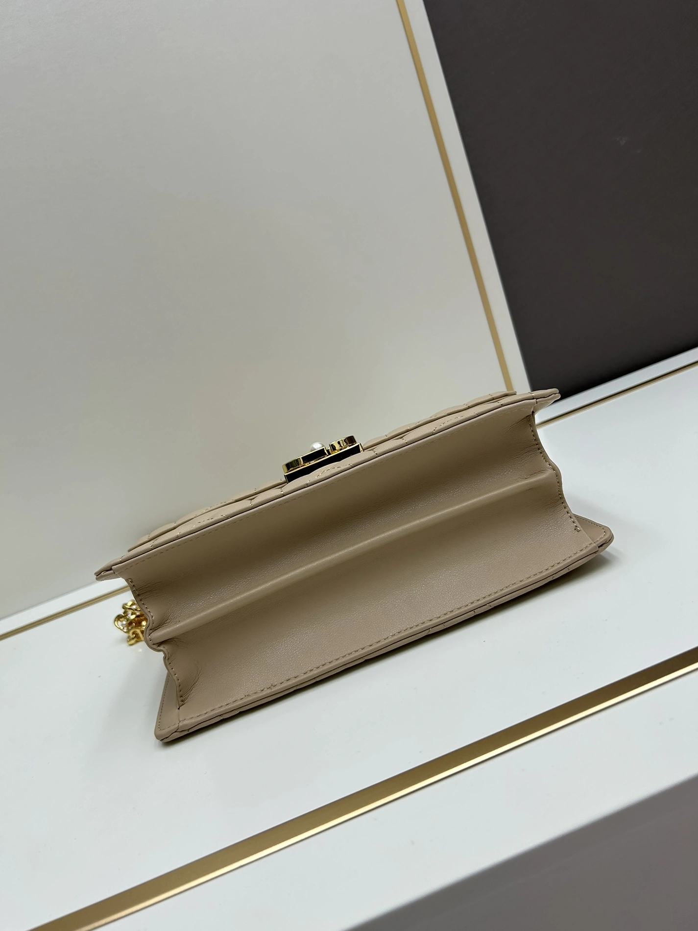 Christian Dior AAA Quality Messenger Bags For Women Affordable 4809 - Image 5