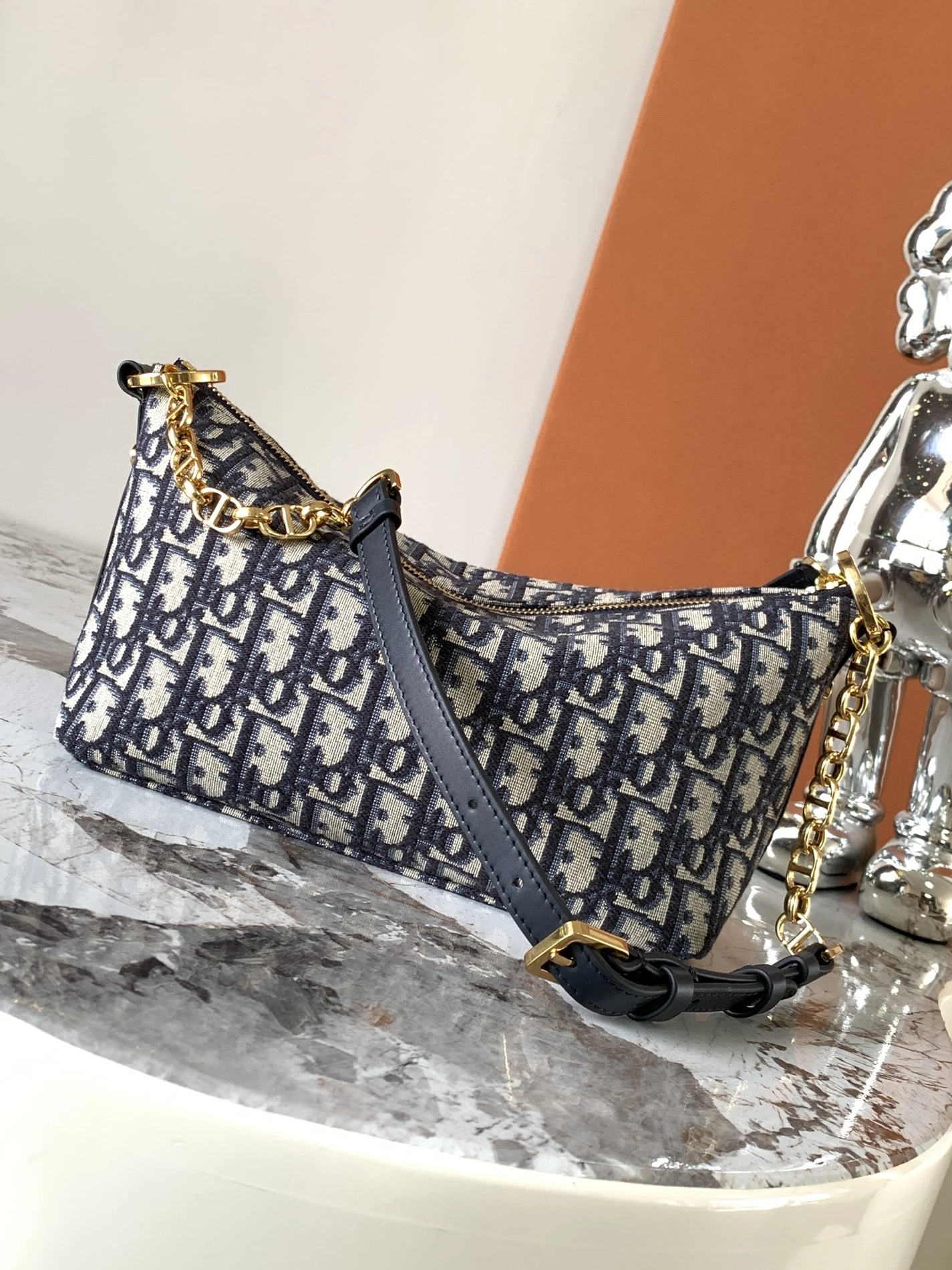 Christian Dior AAA Quality Messenger Bags For Women AllSeason 5703 - Image 3