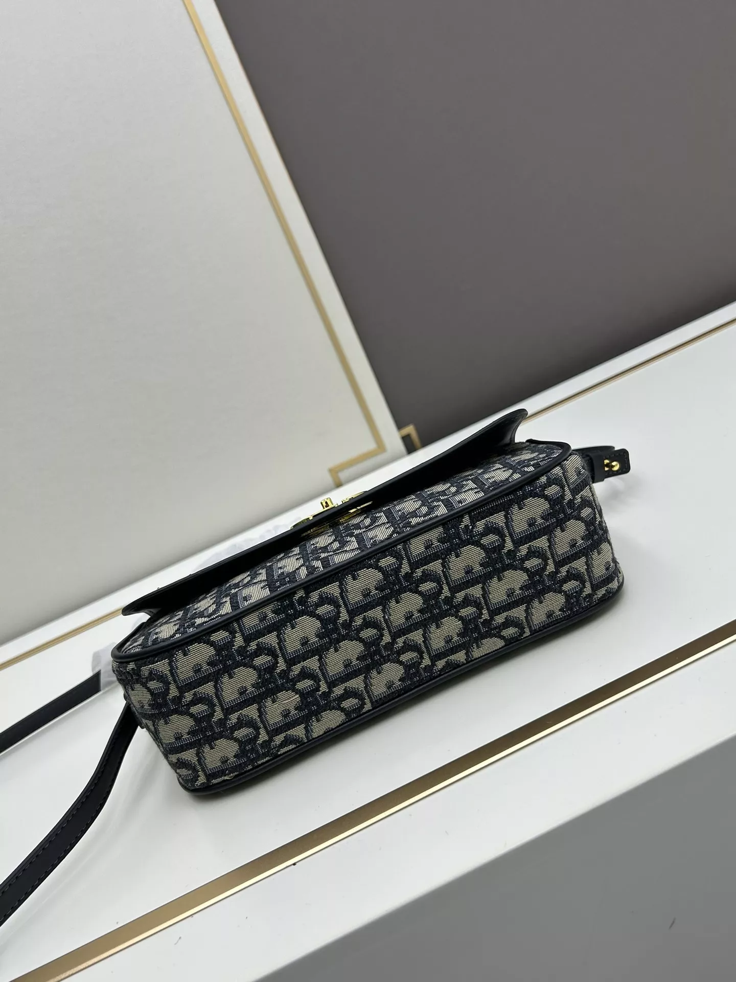 Christian Dior AAA Quality Messenger Bags For Women Elegant 1110 - Image 5