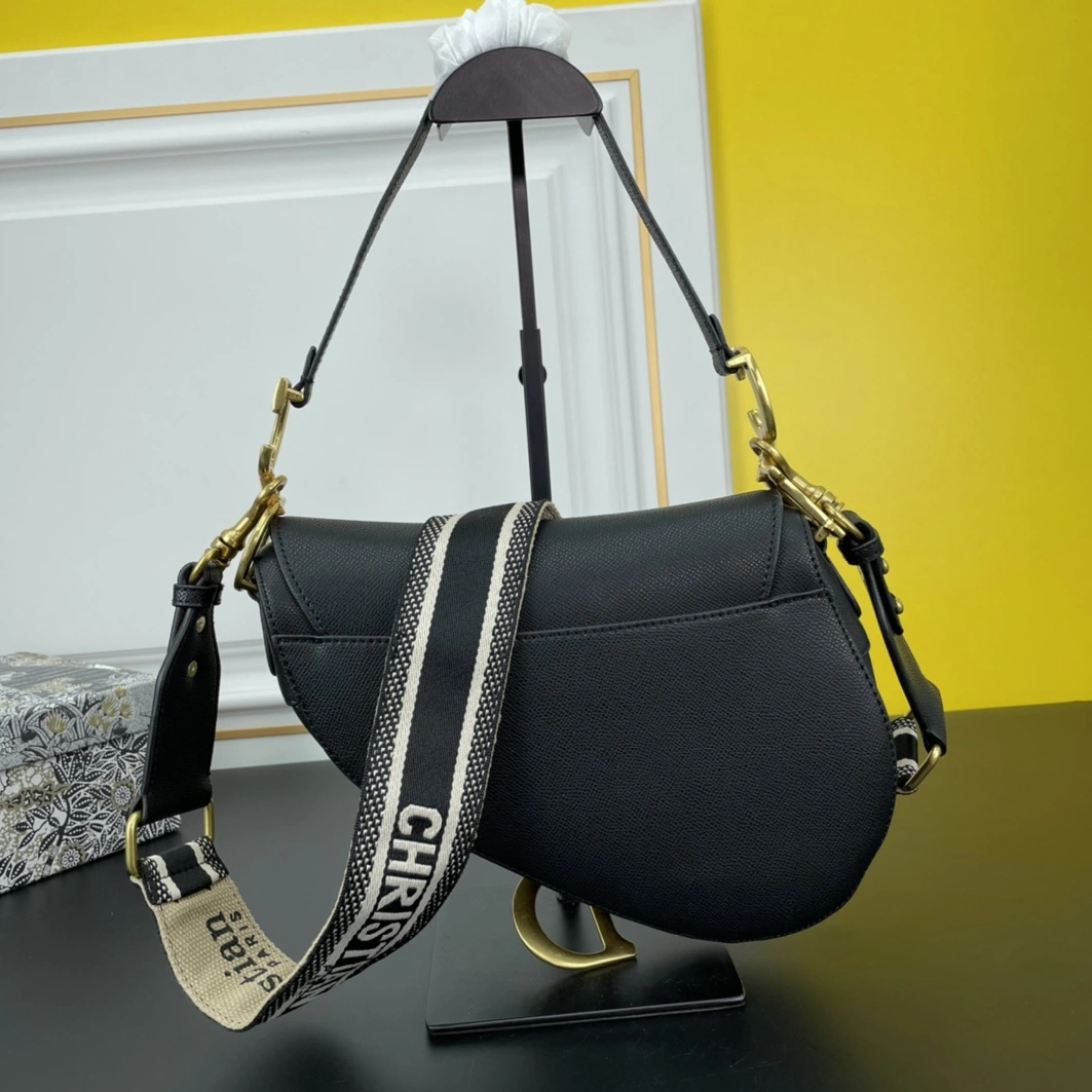 Christian Dior AAA Quality Messenger Bags For Women HighQuality 6711