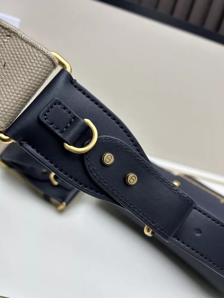 Christian Dior AAA Quality Messenger Bags For Women Lightweight 1687 - Image 4