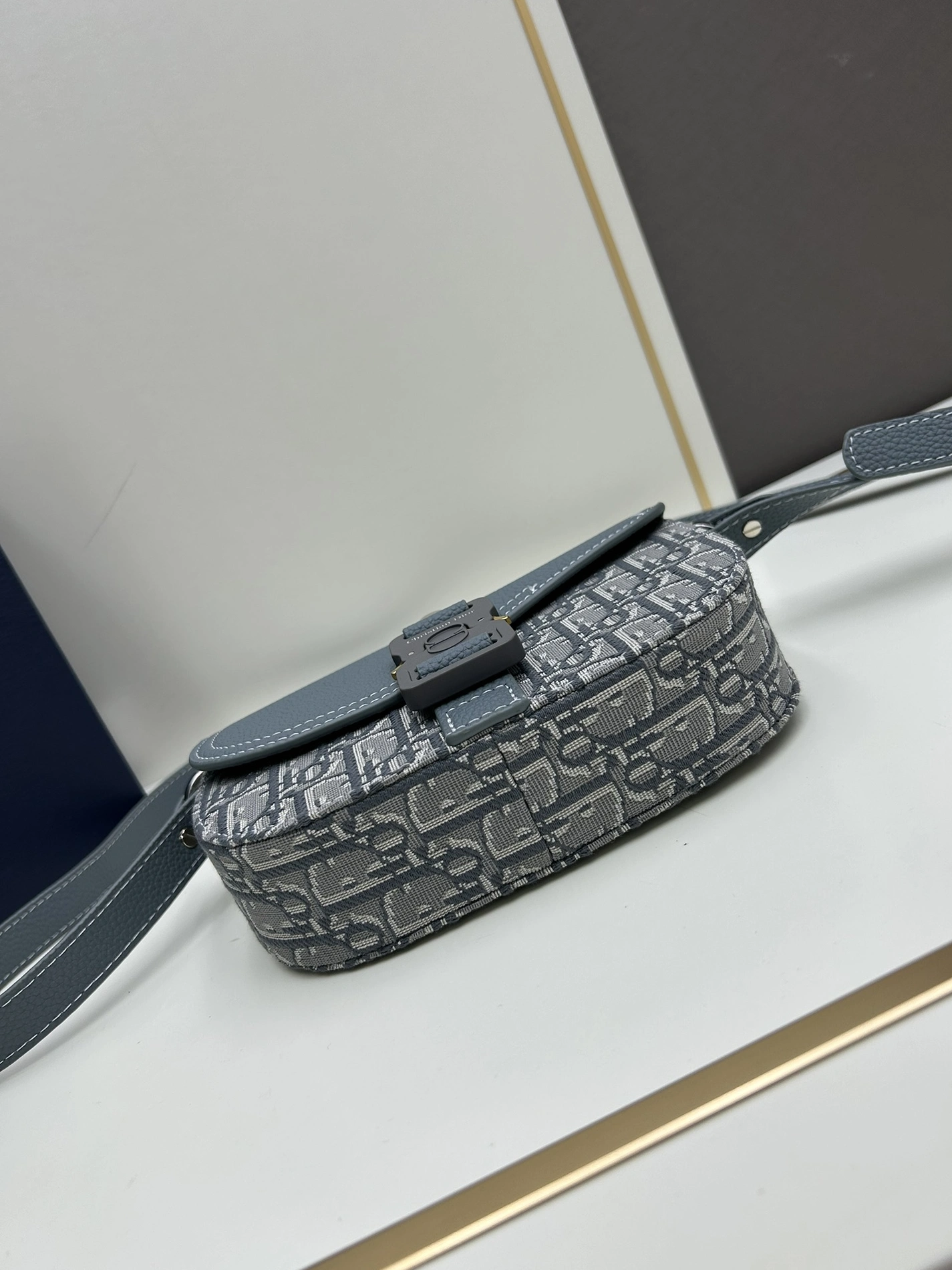 Christian Dior AAA Quality Messenger Bags For Women Practical 8379 - Image 5