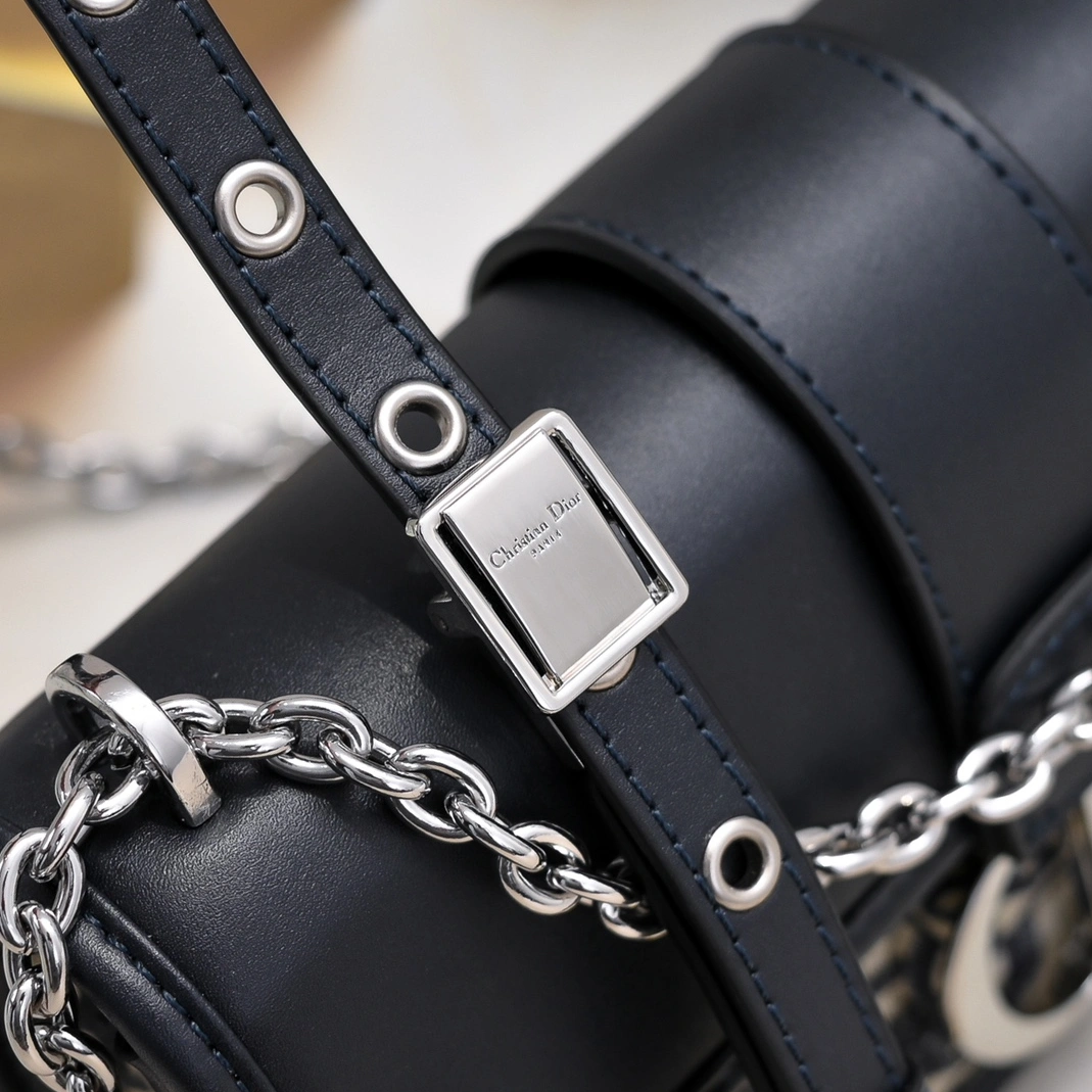 Christian Dior AAA Quality Messenger Bags For Women Soft 3570 - Image 5