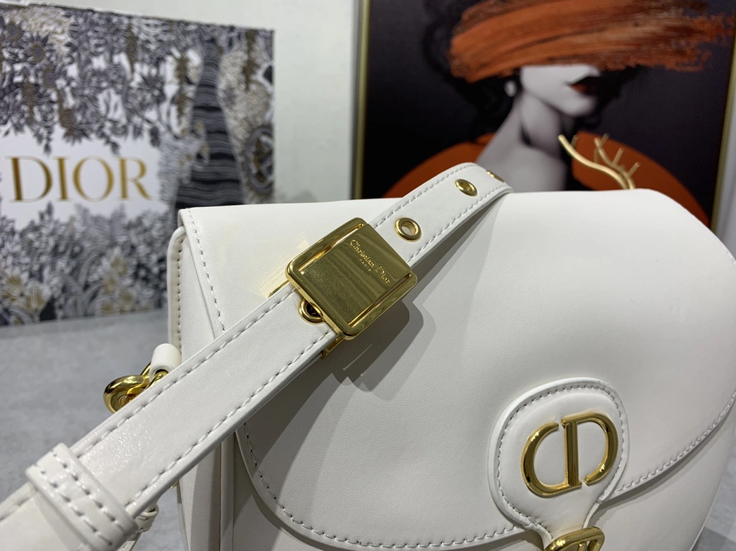 Christian Dior AAA Quality Messenger Bags For Women Trendy 5460 - Image 6