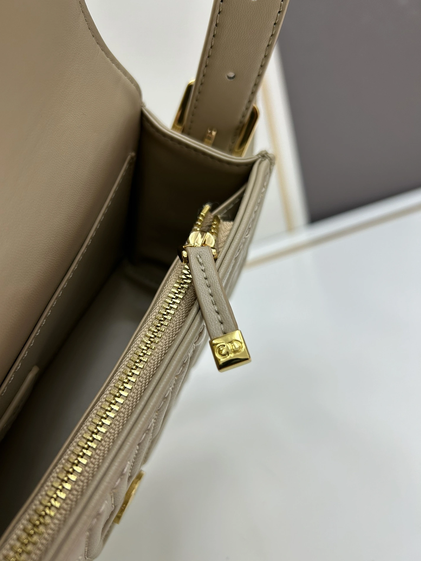 Christian Dior AAA Quality Shoulder Bags For Women Trendy 2225 - Image 8