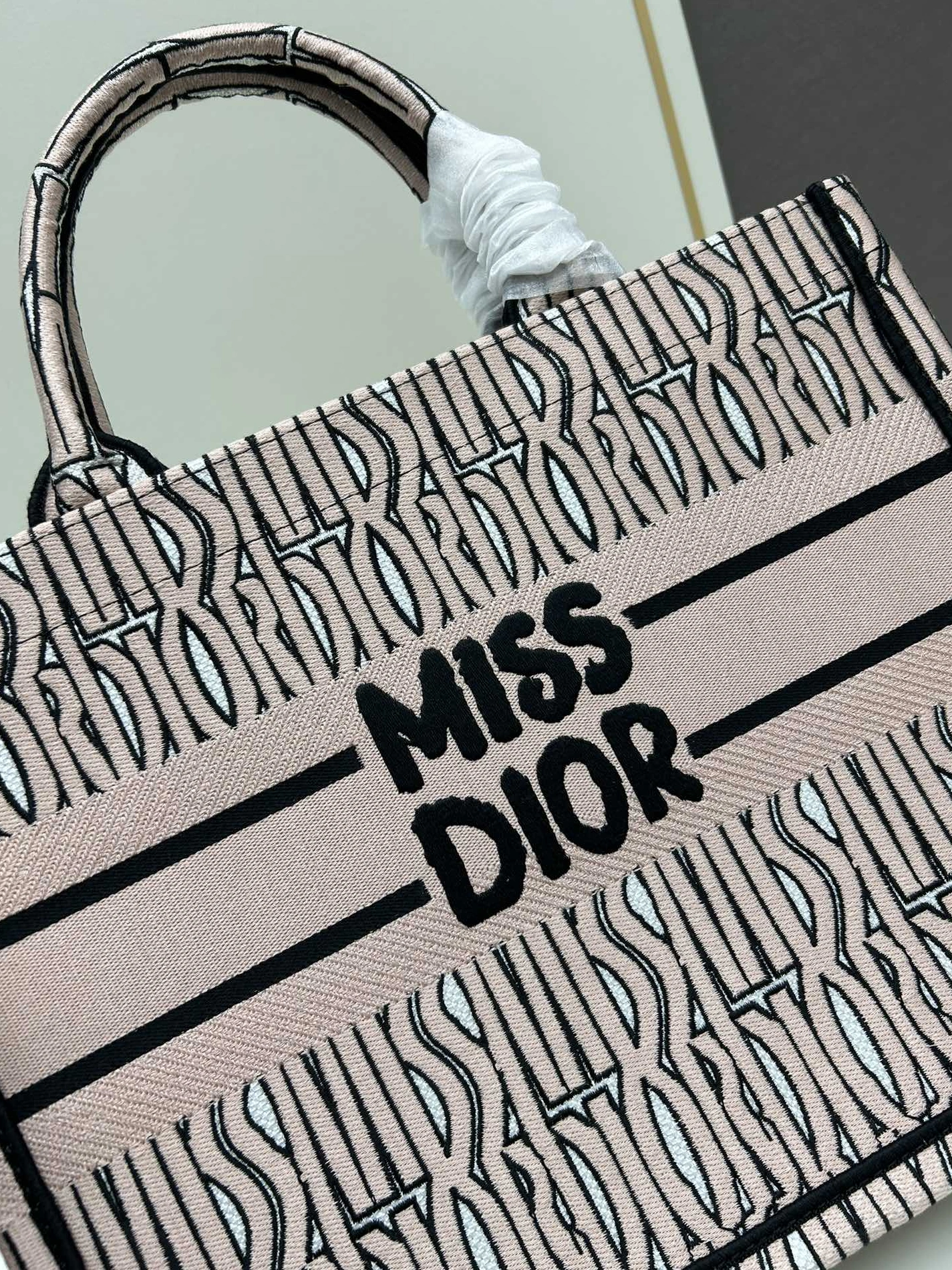 Christian Dior AAA Quality Tote-Handbags For Women Affordable 3262 - Image 4