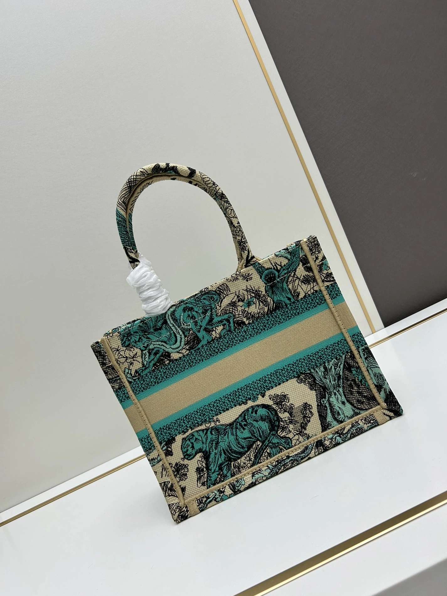 Christian Dior AAA Quality Tote-Handbags For Women Soft 5200 - Image 3