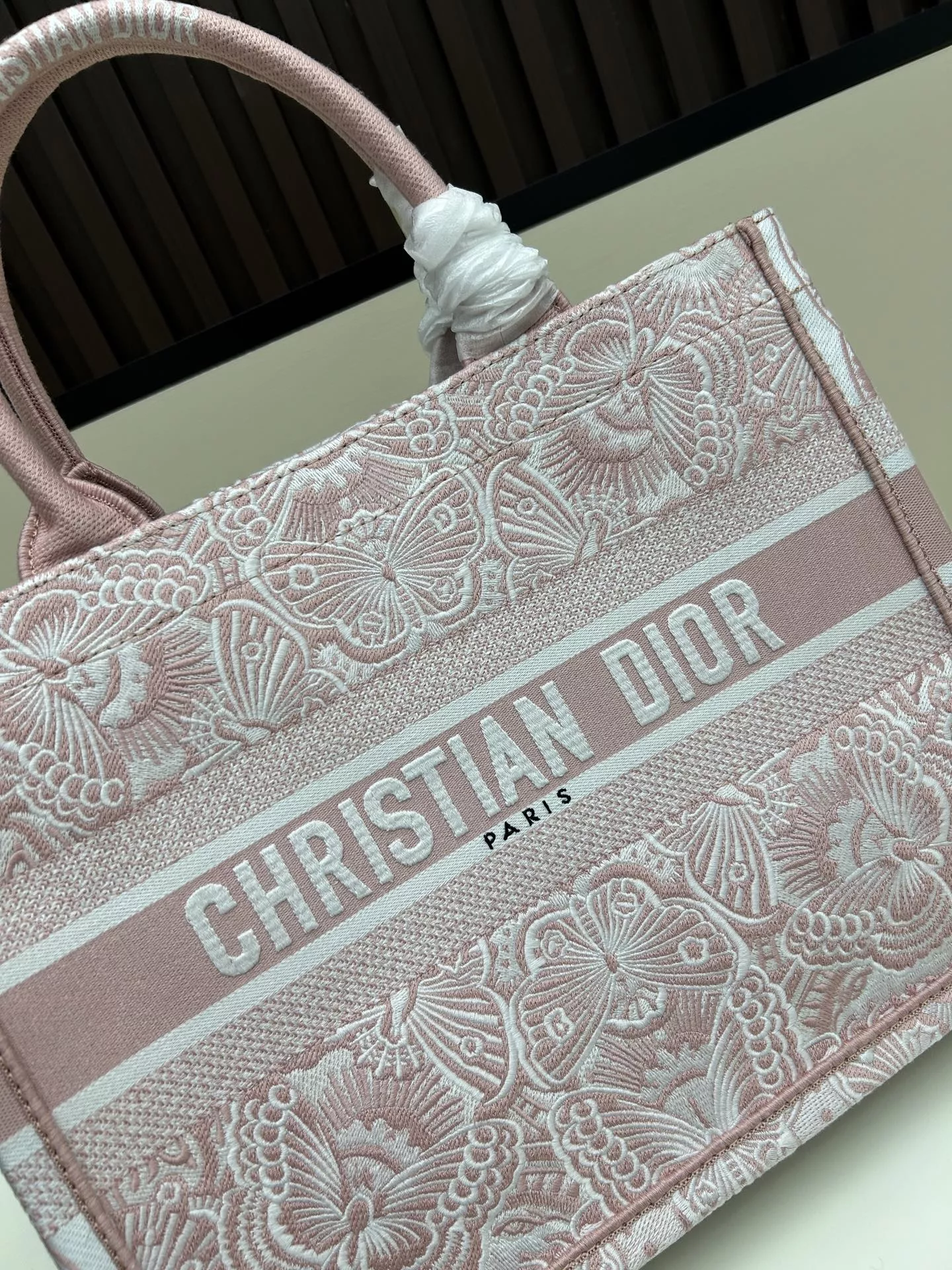Christian Dior AAA Quality Tote-Handbags For Women Trendy 1383 - Image 4