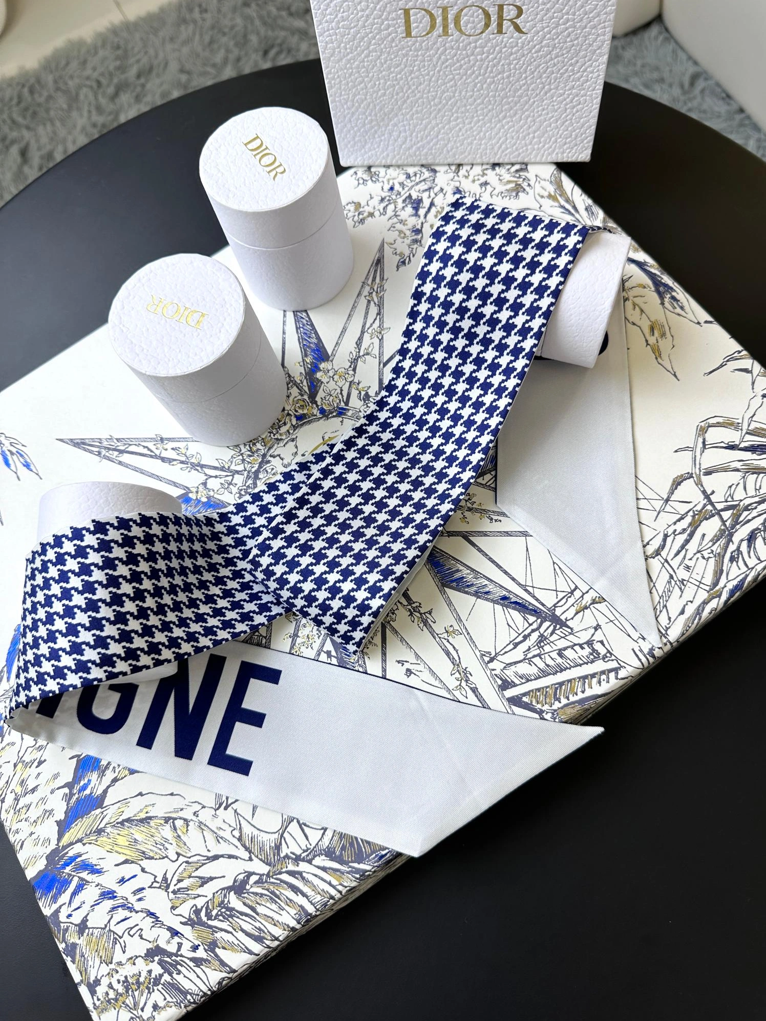 Christian Dior Bandeau For Women WellDesigned 6720 - Image 5