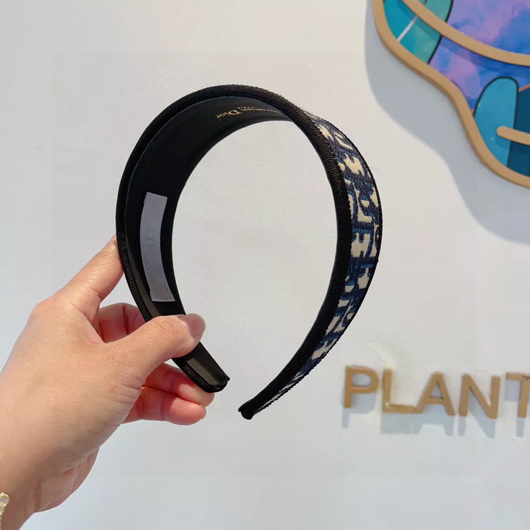 Christian Dior Headband For Women Trendy 9130 - Image 3