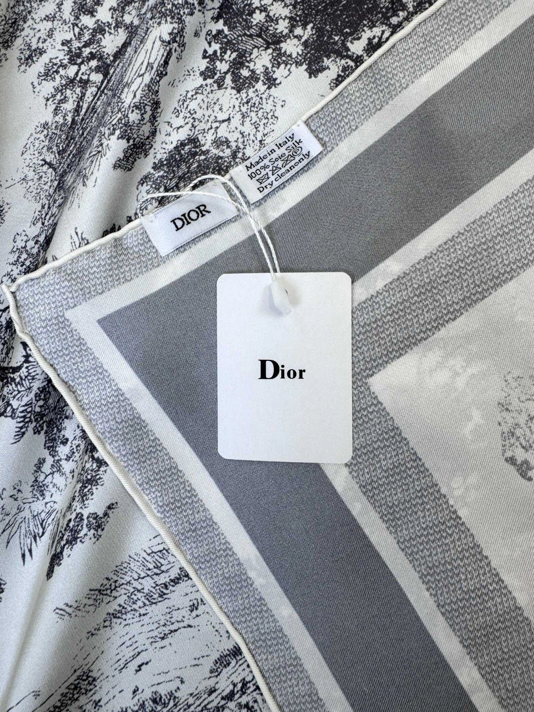 Christian Dior Silk Squares For Women Elegant 2663 - Image 6