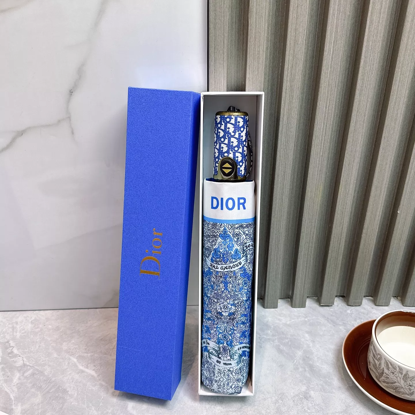 Christian Dior Umbrellas GoAnywhere 8160 - Image 3