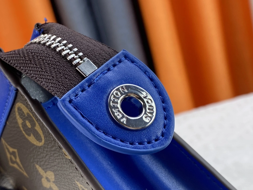 Classic 2480 Louis Vuitton LV Wallets For Unisex - Image 7