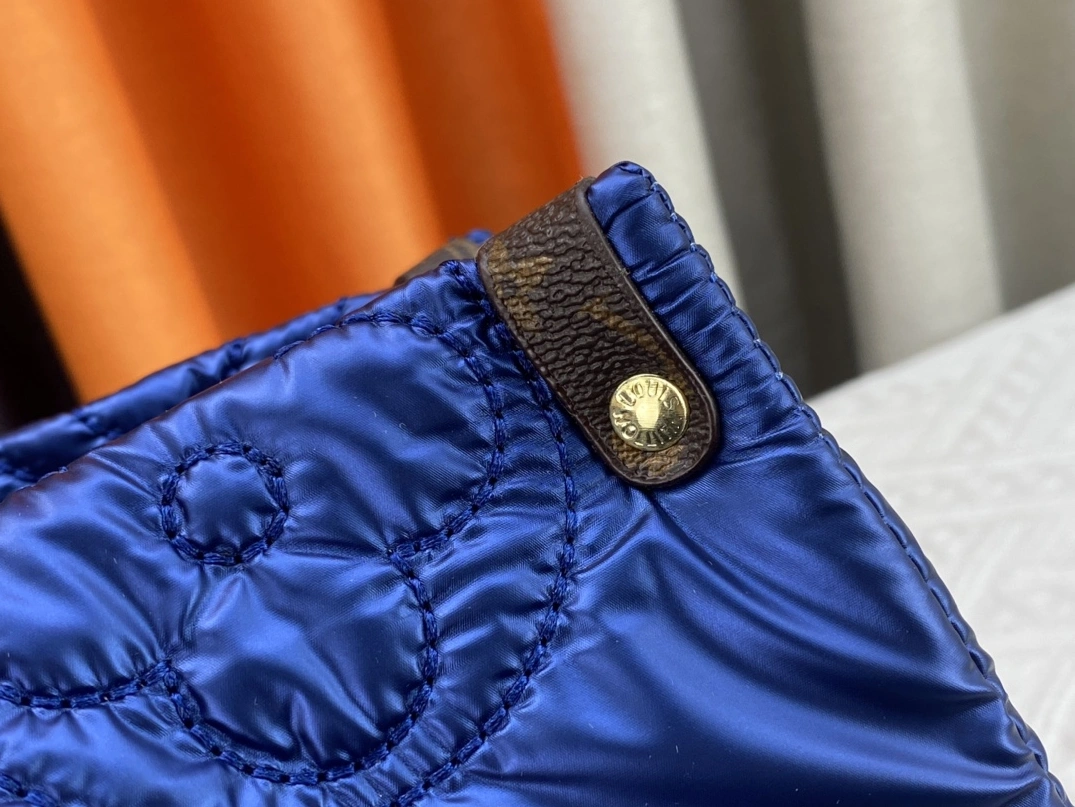 Classic 9631 Louis Vuitton AAA Quality Tote-Handbags For Women - Image 4