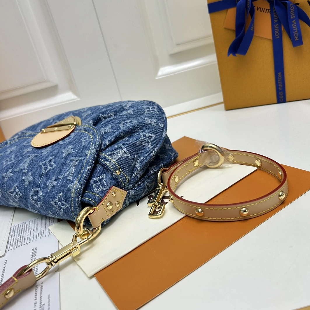 Comfortable 1770 Louis Vuitton AAA Quality Shoulder Bags For Women - Image 6