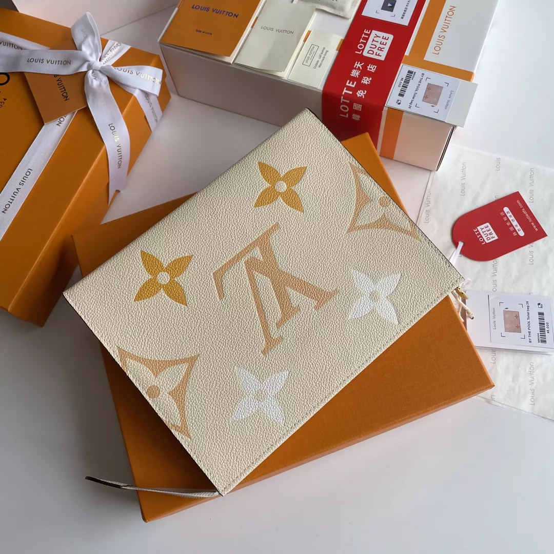 Comfortable 2158 Louis Vuitton AAA Quality Wallets - Image 3