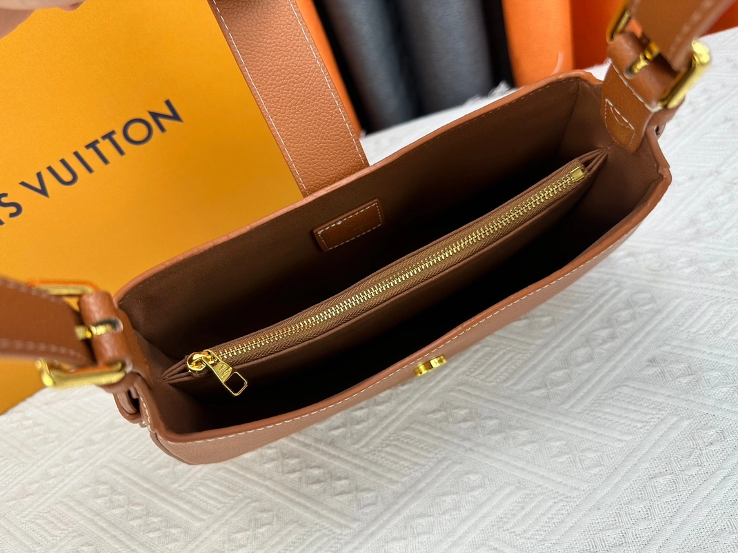 Comfortable 2343 Louis Vuitton AAA Quality Shoulder Bags For Women - Image 8