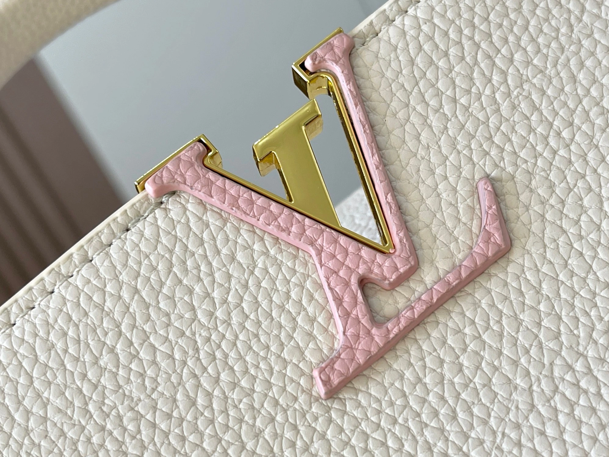 Compact 305 Louis Vuitton AAA Quality Messenger Bags For Women - Image 5