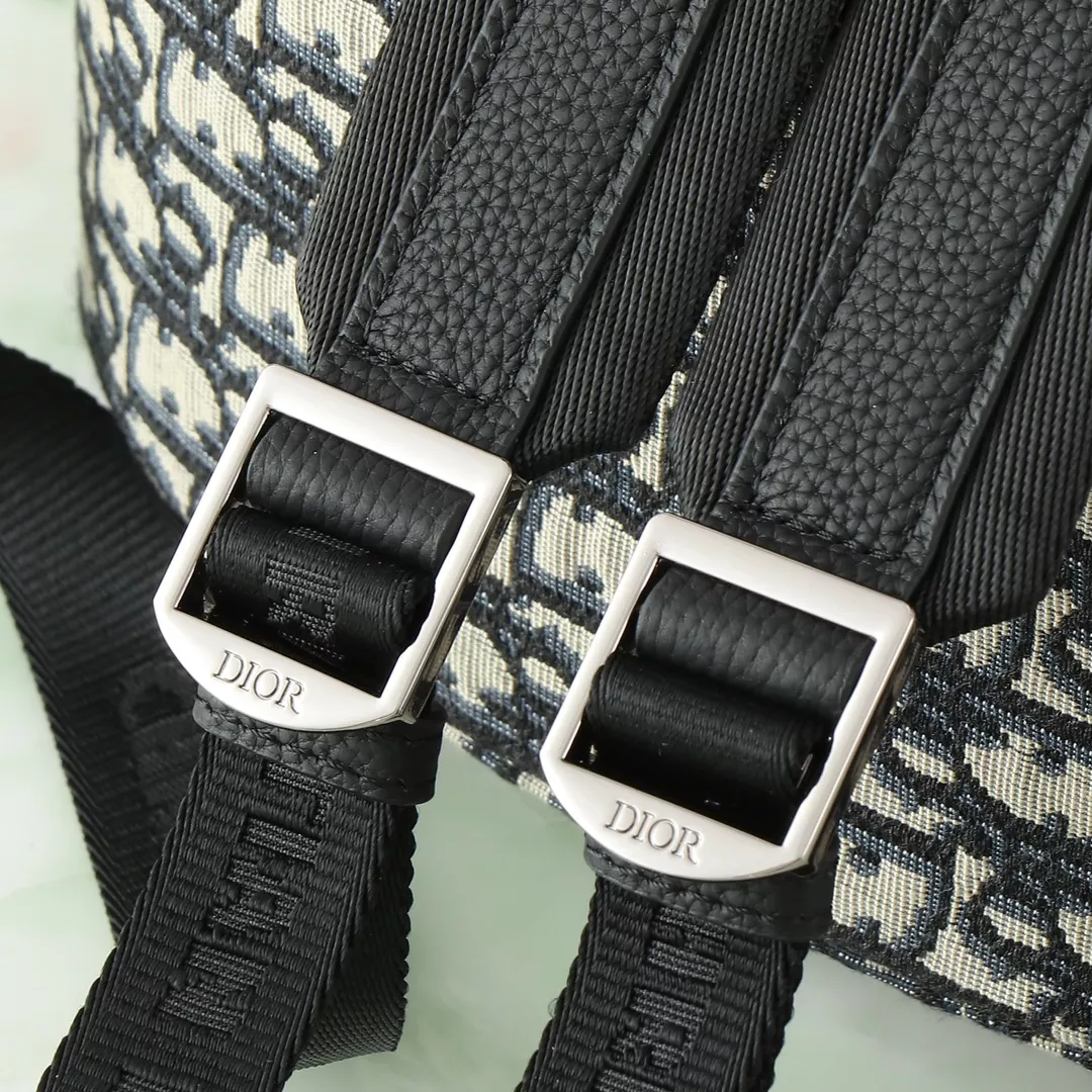 Cozy 5563 Christian Dior AAA Man Backpacks - Image 6