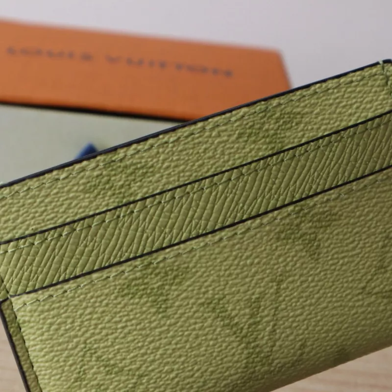 Cozy 9250 Louis Vuitton AAA Quality Card Case - Image 5
