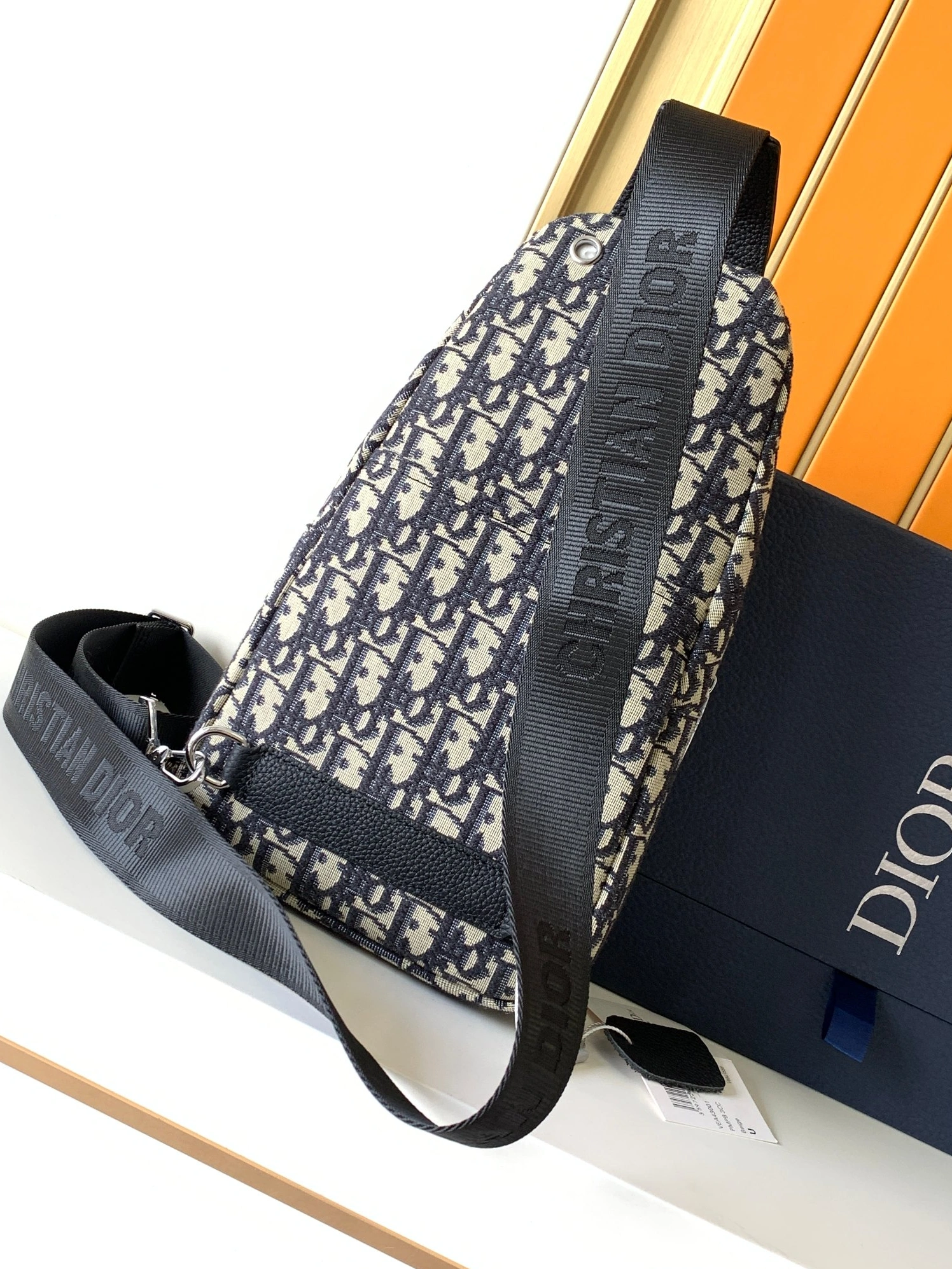 Cozy 9880 Christian Dior AAA Man Messenger Bags - Image 3