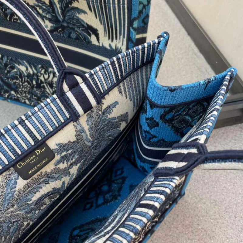 'Christia Dior Book Tote in Blue Palms Embroidery - Image 10