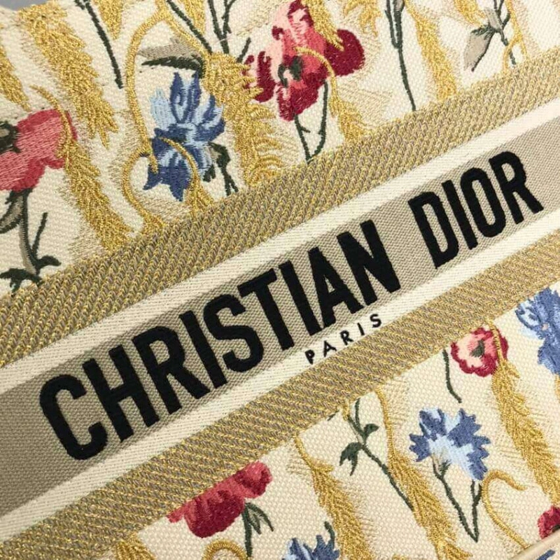 The Dior B Dior Small Book Tote in Beige Multicolor Hibiscus Metallic Thread Embroidery - Image 7