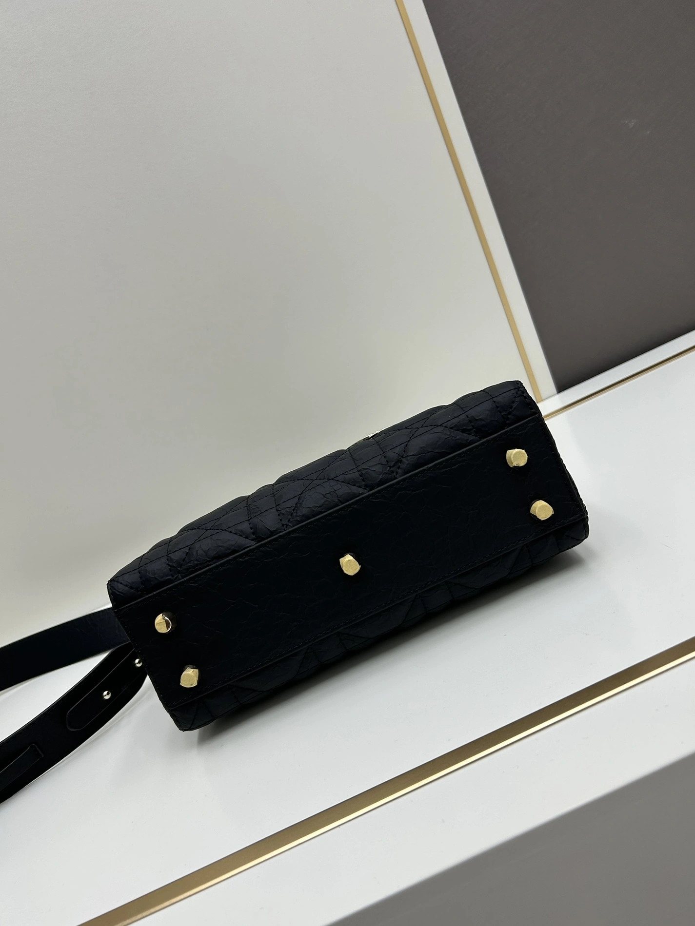 Durable 3173 Christian Dior AAA Quality Handbags For Women - Image 5