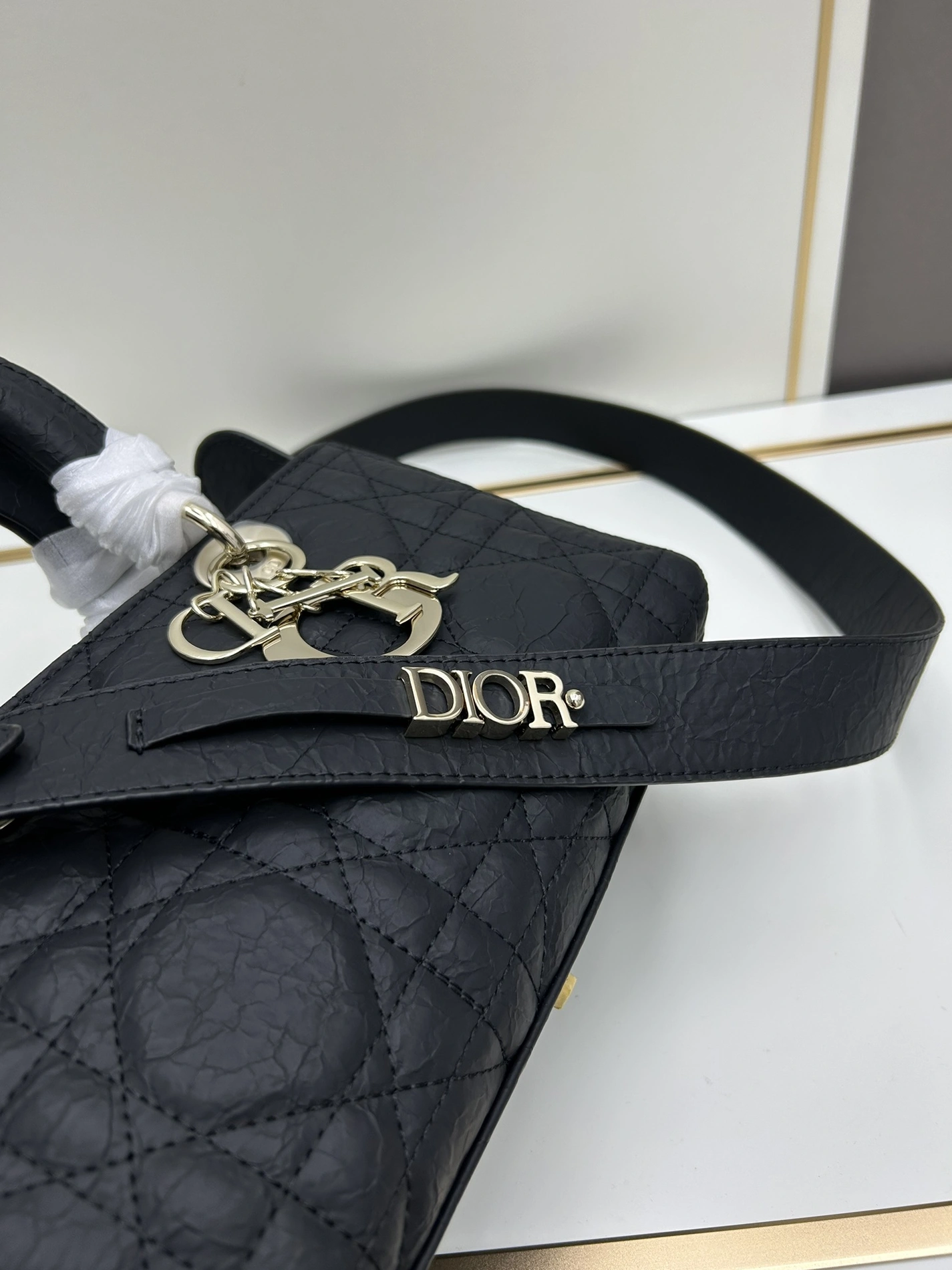Durable 3173 Christian Dior AAA Quality Handbags For Women - Image 6