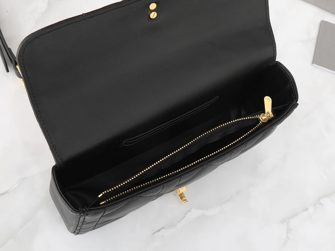 Durable 4365 Christian Dior AAA Quality Messenger Bags For Women - Image 7