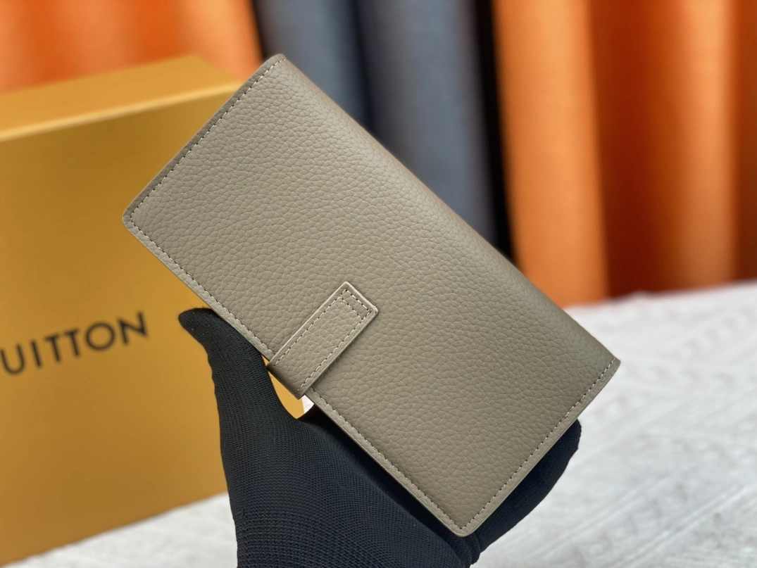 Durable 5001 Louis Vuitton AAA Quality Wallets