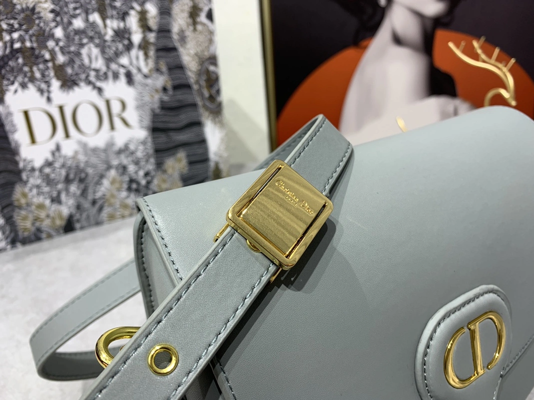 Durable 7807 Christian Dior AAA Quality Messenger Bags For Women - Image 6