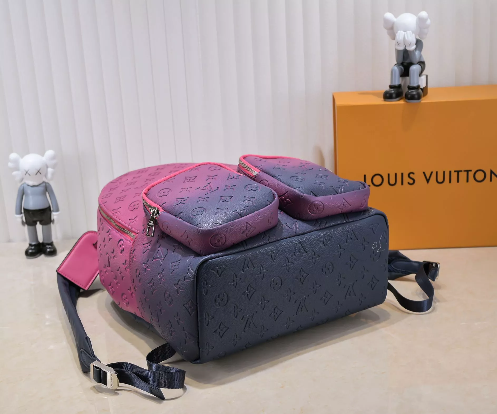 Elegant 4946 Louis Vuitton AAA Quality Backpacks