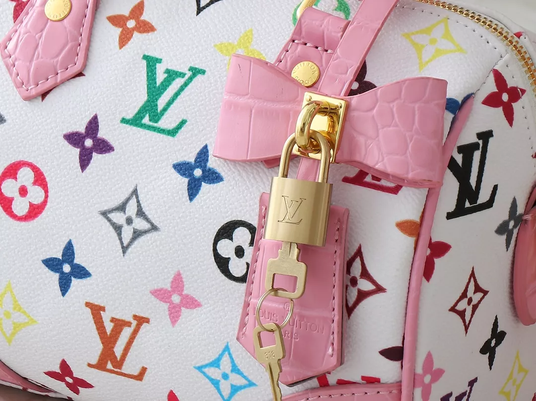 EyeCatching 1026 Louis Vuitton AAA Quality Messenger Bags For Women - Image 5