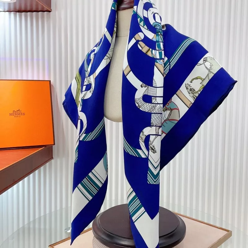 EyeCatching 1392 Hermes Silk Squares - Image 6