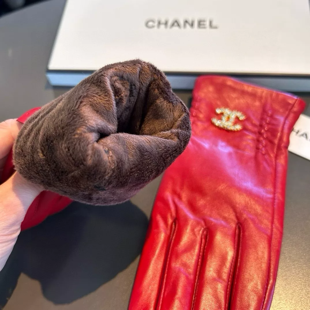 EyeCatching 3906 Chanel Gloves For Women - Image 7