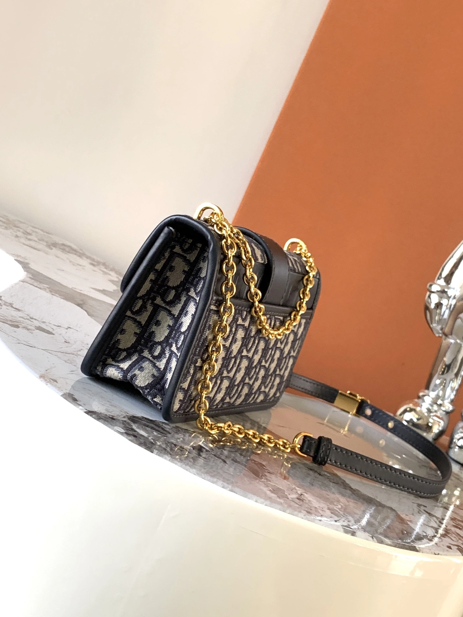 EyeCatching 6937 Christian Dior AAA Quality Messenger Bags For Women