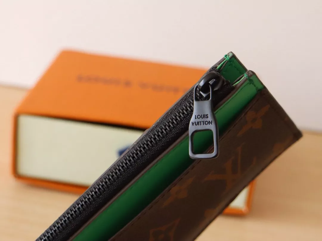 EyeCatching 9147 Louis Vuitton LV Card Case - Image 4