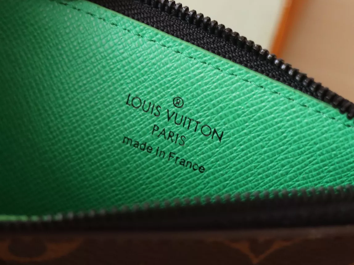 EyeCatching 9147 Louis Vuitton LV Card Case - Image 6