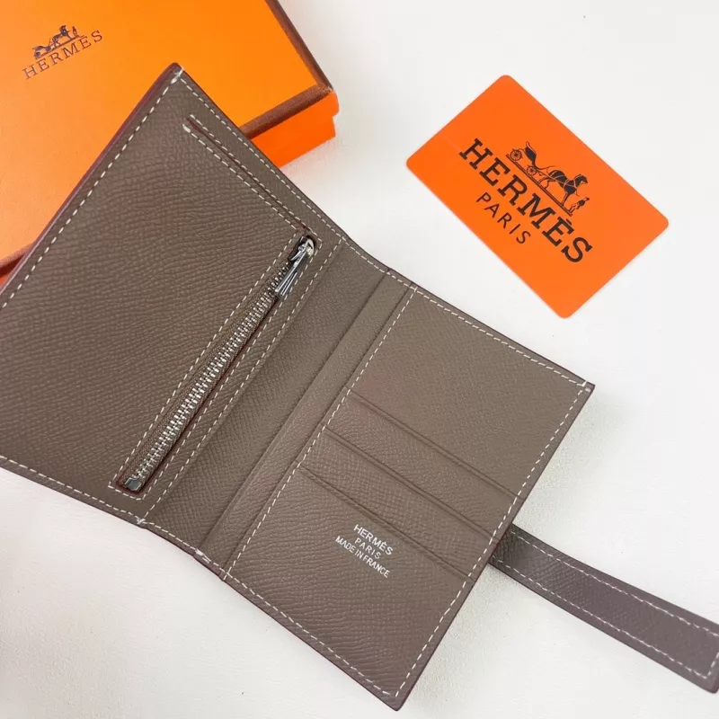 Fashionable 2404 Hermes Card Case - Image 4