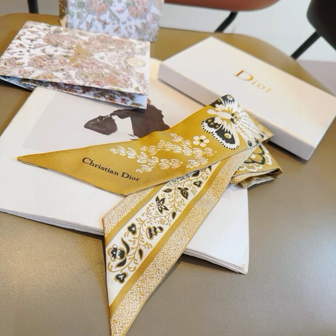 Fashionable 5804 Christian Dior Silk Scarf