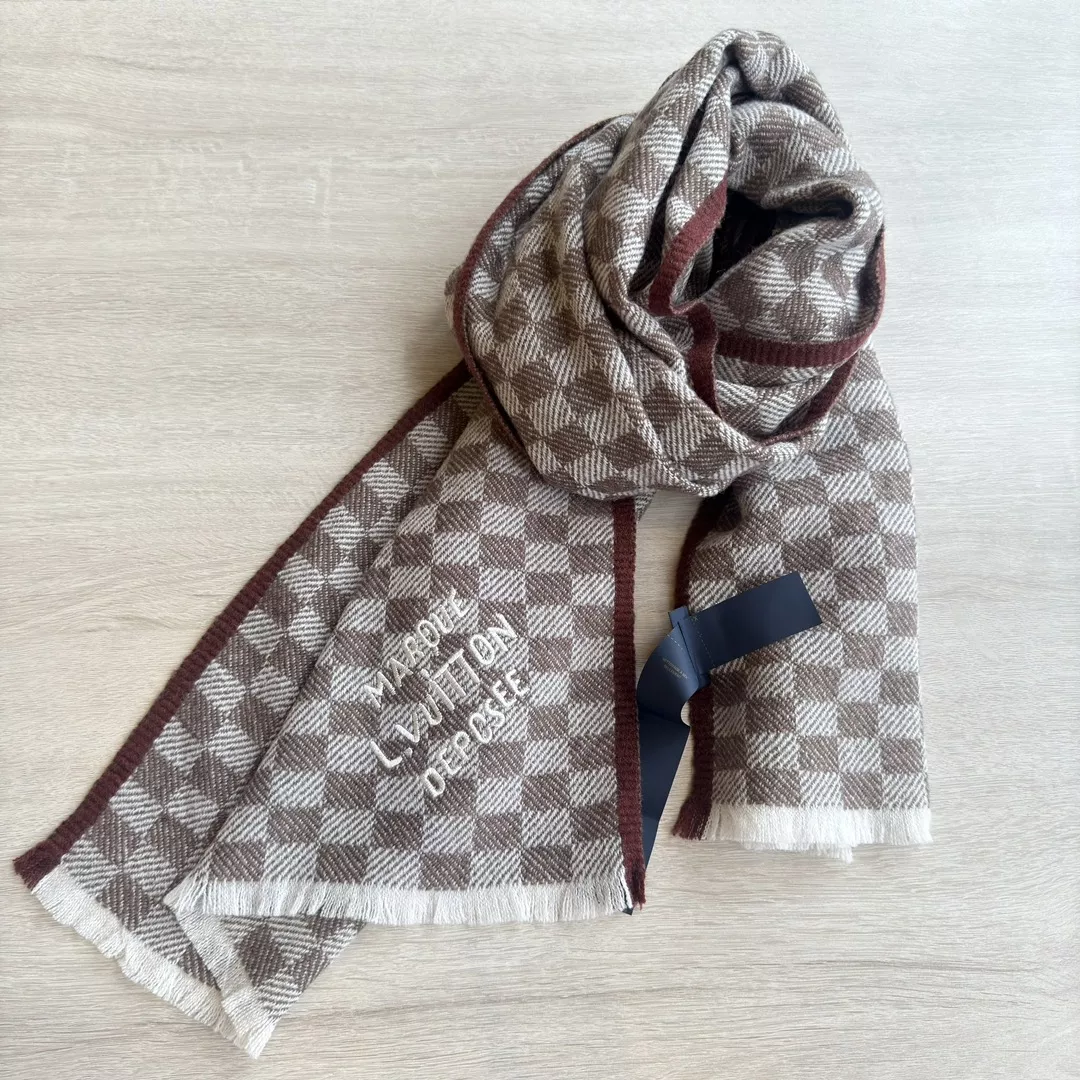 Fashionable 9045 Louis Vuitton Scarf For Unisex - Image 4