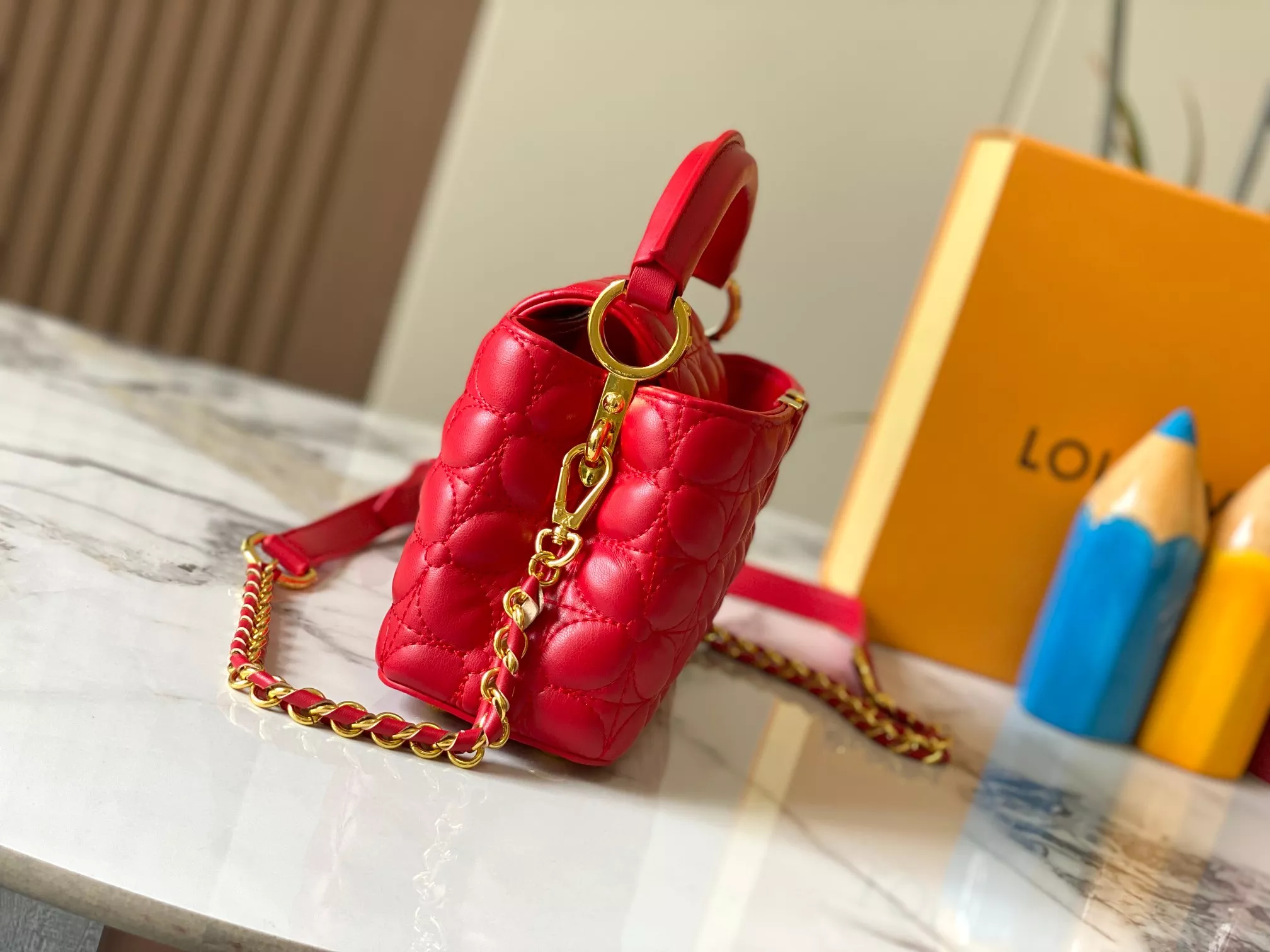 Fashionable 9246 Louis Vuitton AAA Quality Messenger Bags For Women