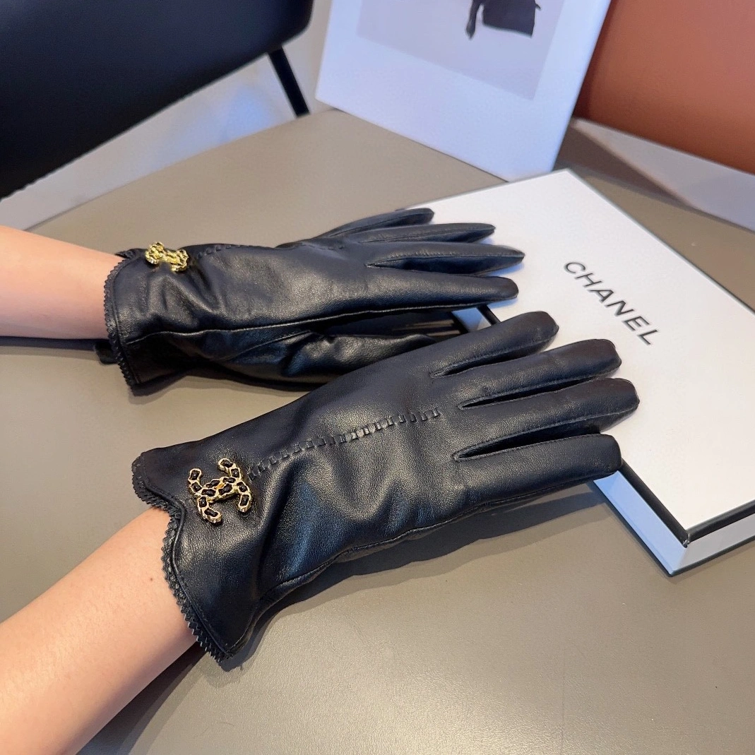 Flexible 2474 Chanel Gloves For Women - Image 3