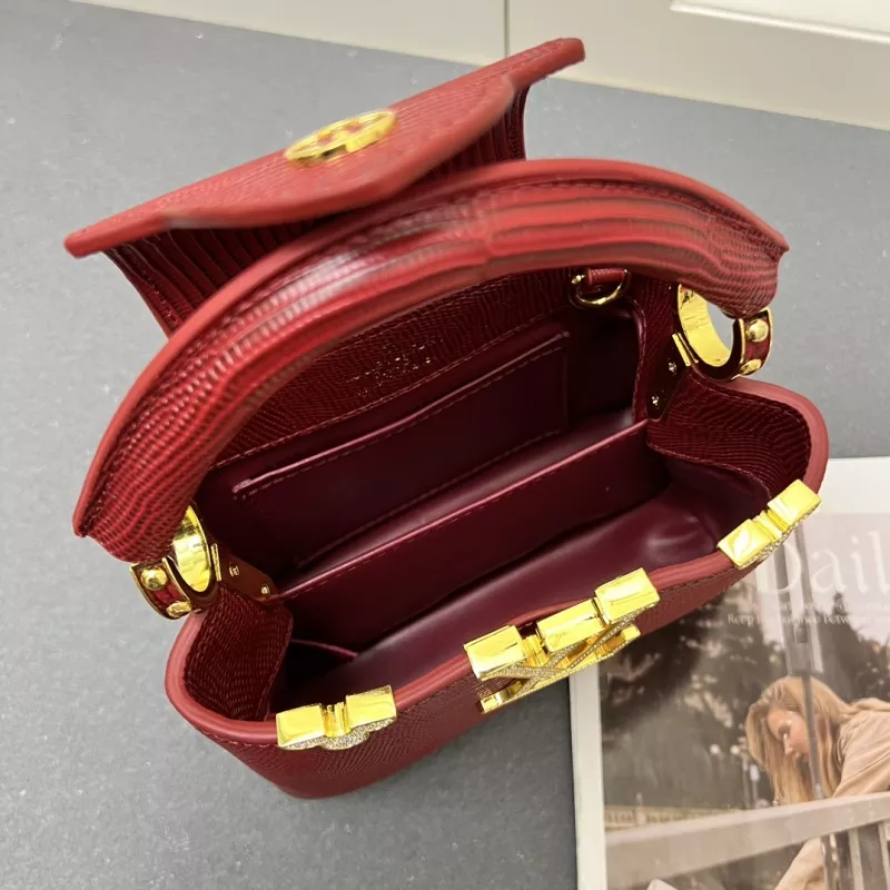 Flexible 4451 Louis Vuitton AAA Quality Handbags For Women - Image 8