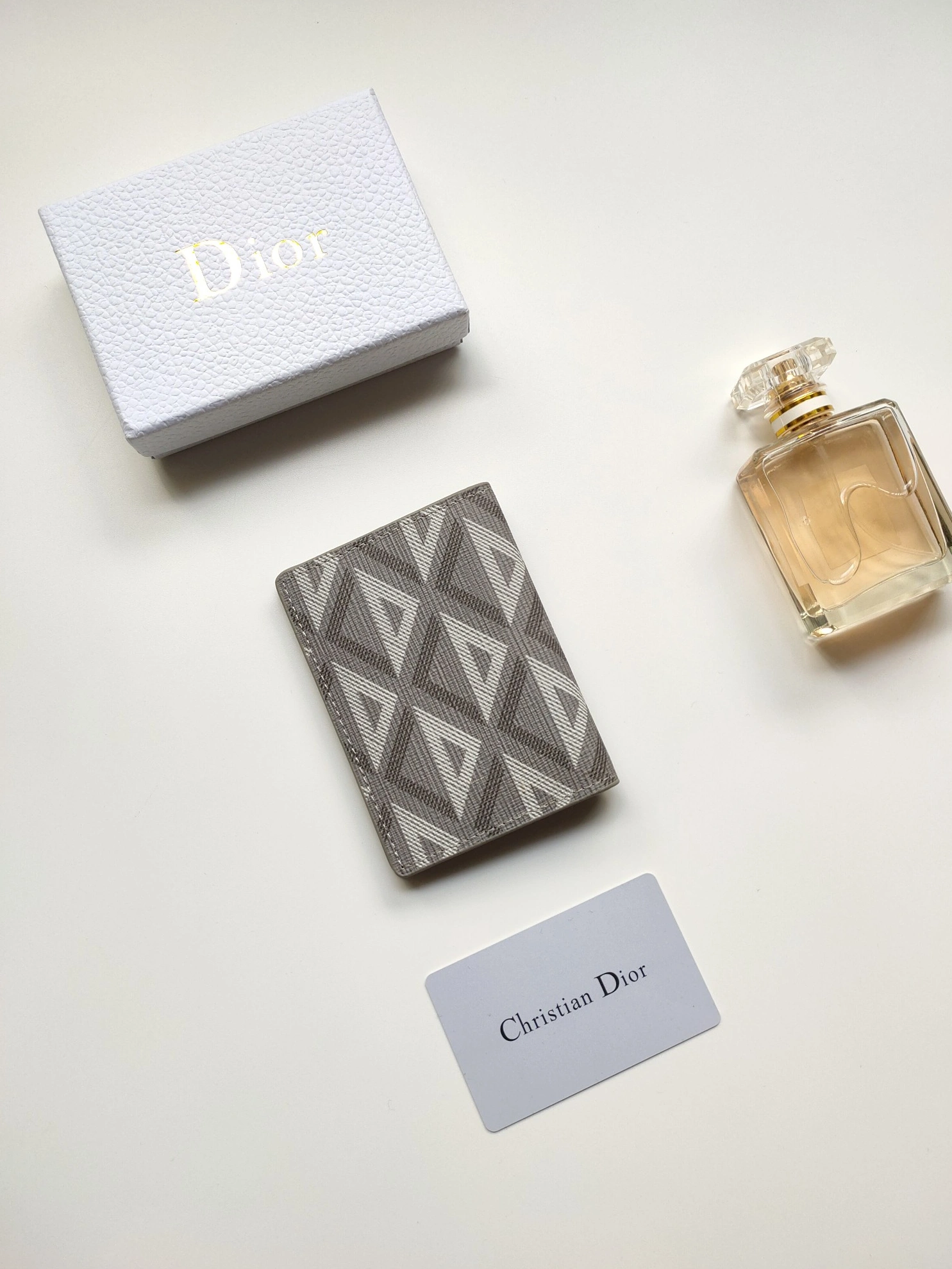 Flexible 7778 Christian Dior AAA Quality Card Case For Unisex - Image 4