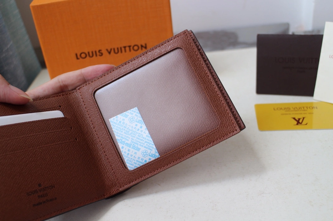 Flexible 8473 Louis Vuitton AAA Quality Wallets - Image 4
